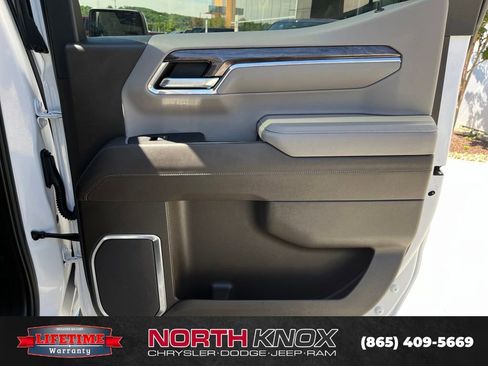 Used 2023 Chevrolet Silverado 1500 LTZ w/ LTZ Convenience Package II AWD/4WD image 13