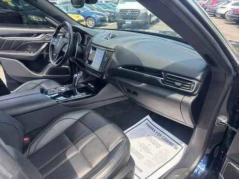 Used 2021 Maserati Levante GranSport AWD/4WD image 34