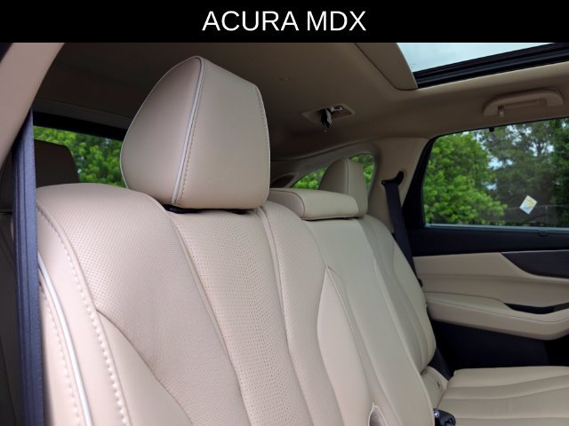 Used 2024 Acura MDX w/ Advance Package AWD/4WD image 14