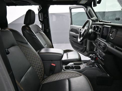 Used 2022 Jeep Gladiator Overland image 22