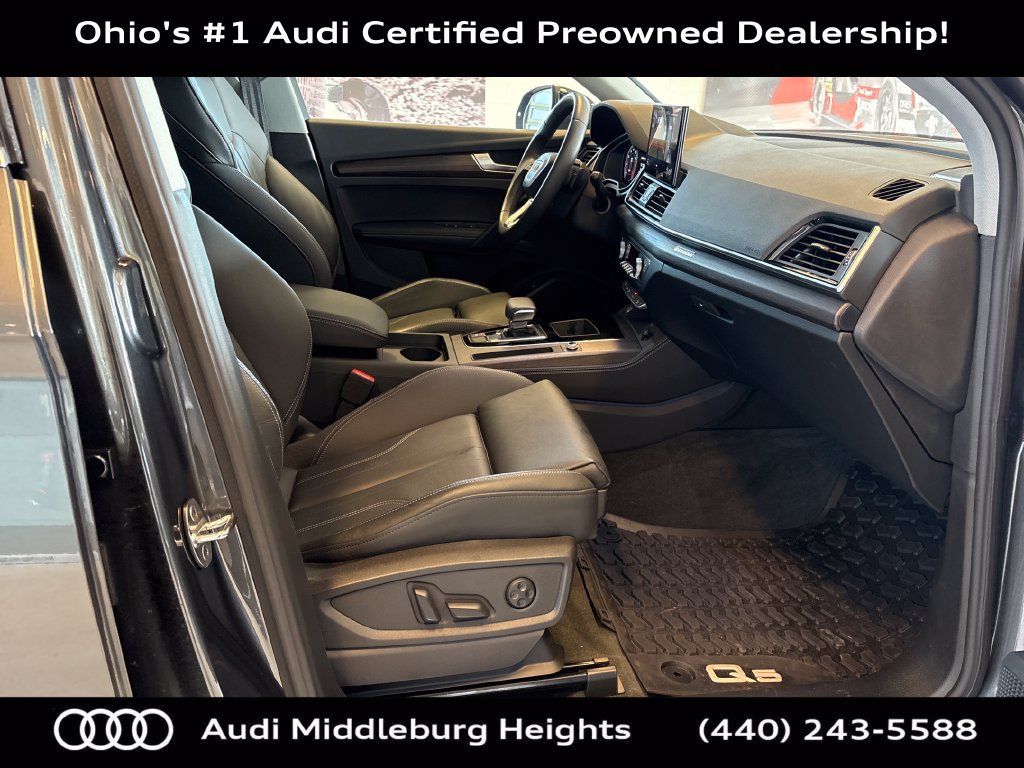 Used 2024 Audi Q5 2.0T Premium Plus w/ Premium Plus Package AWD/4WD image 32