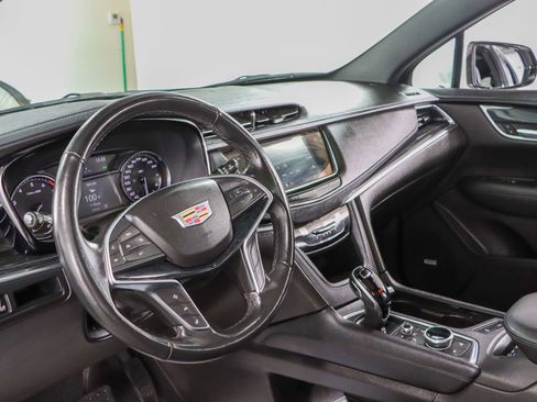 Used 2022 Cadillac XT5 Premium Luxury AWD/4WD image 24