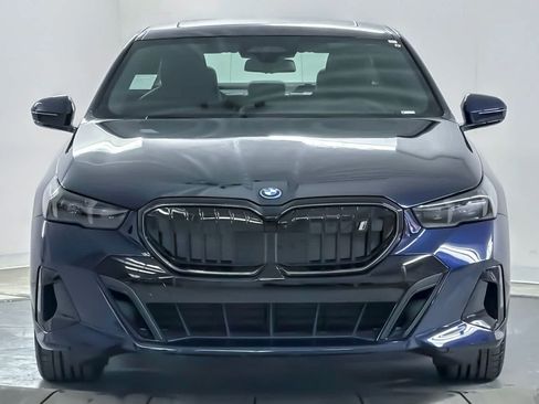 New 2027 BMW i5 eDrive40 w/ M Sport Package RWD image 10