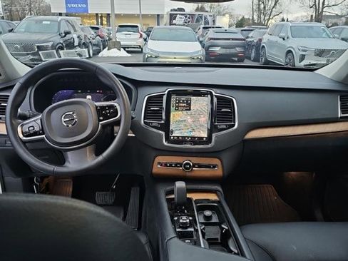 Used 2023 Volvo XC90 B6 Plus w/ Protection Package Premier image 5