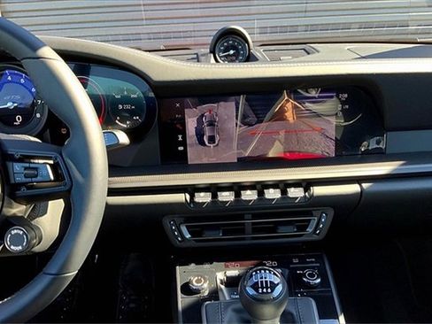 Used 2024 Porsche 911 Carrera GTS image 23