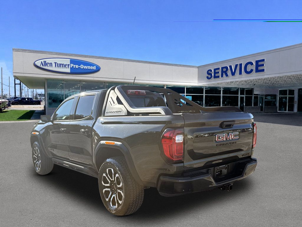 Used 2025 GMC Canyon AT4 w/ Nightfall Edition AWD/4WD image 6