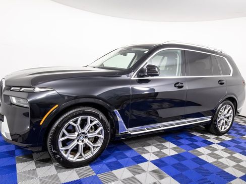 Used 2024 BMW X7 xDrive40i image 1