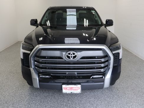 Used 2023 Toyota Tundra Limited w/ Power Package AWD/4WD image 3