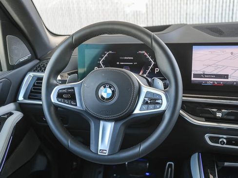 Used 2026 BMW X5 sDrive40i w/ M Sport Package RWD image 12