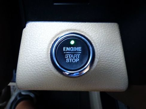 Used 2018 Ford F150 Lariat w/ Equipment Group 502A Luxury RWD image 29