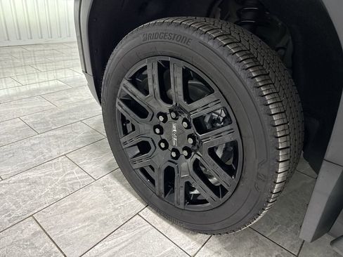 New 2026 GMC Sierra EV Elevation w/ LPO, Elevation Dark Package image 34