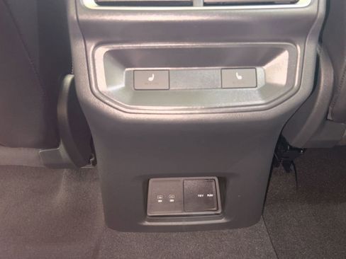 New 2026 Volkswagen Atlas Cross Sport SEL R-Line image 35