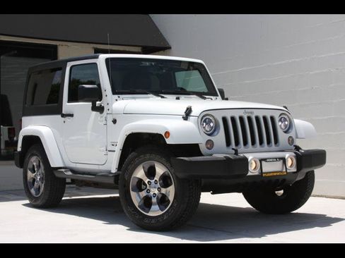 Used 2016 Jeep Wrangler Sahara w/ Dual Top Group AWD/4WD image 1