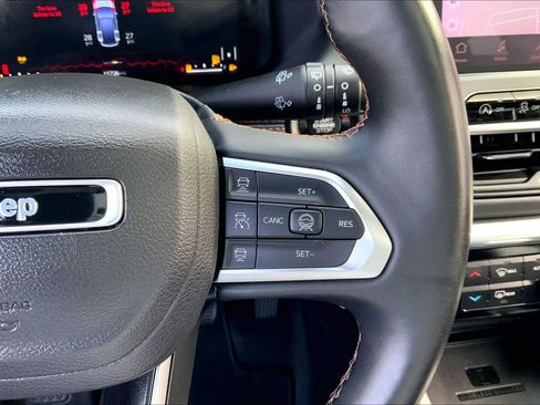 Used 2022 Jeep Compass Limited w/ (RED) Package image 21