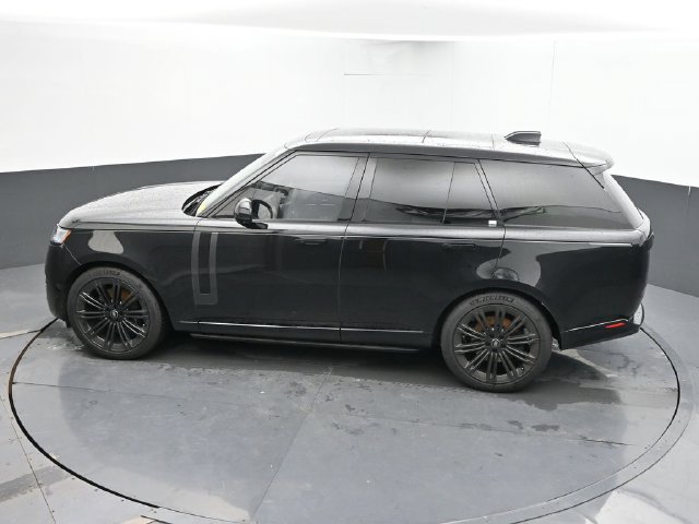 Used 2024 Land Rover Range Rover SE AWD/4WD image 42