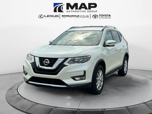 Used 2017 Nissan Rogue SV AWD/4WD image 1