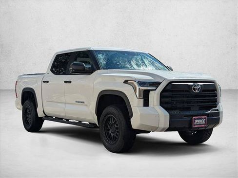 Used 2026 Toyota Tundra SR5 w/ SR5 Convenience Package AWD/4WD image 3