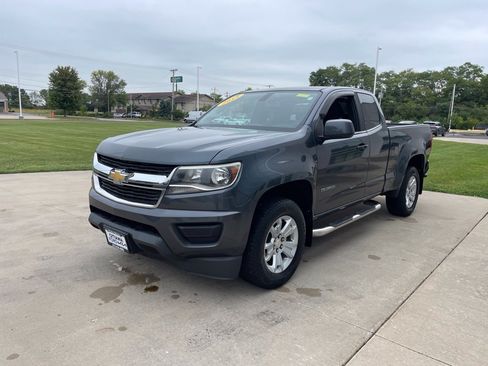 Used 2015 Chevrolet Colorado LT RWD image 2