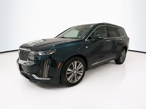 Used 2024 Cadillac XT6 Premium Luxury AWD/4WD image 3