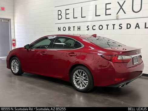 Used 2016 Lexus ES 350 w/ Luxury Package w/Wood Trim FWD image 5