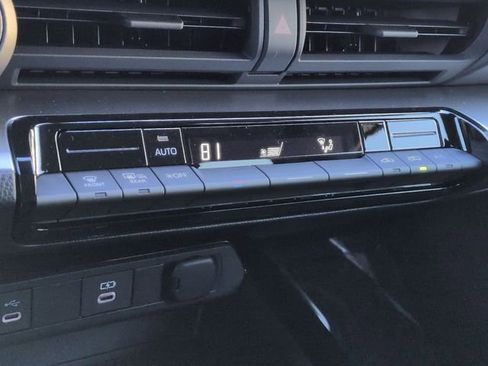 Certified 2026 Toyota Prius LE image 22