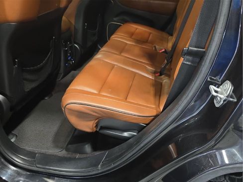 Used 2016 Jeep Grand Cherokee Summit image 23