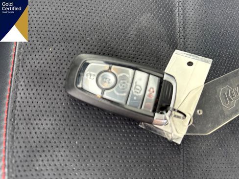 Certified 2025 Ford Explorer ST image 31