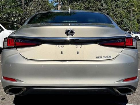 Used 2024 Lexus ES 350 w/ Premium Package FWD image 5