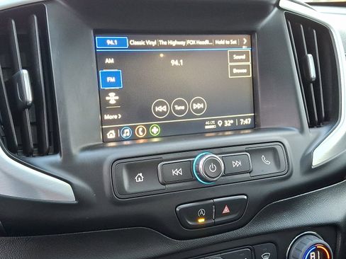 Certified 2022 GMC Terrain SLE w/ Driver Convenience Package image 24