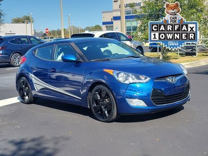 Used 2017 Hyundai Veloster Value Edition w/ Graphic Package (Lower Body)