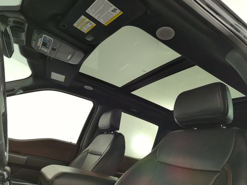 Used 2021 Ford F150 Lariat w/ Equipment Group 502A High image 27