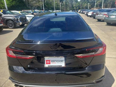 Certified 2025 Toyota Camry SE w/ Convenience Package FWD image 5