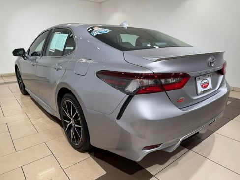Certified 2024 Toyota Camry SE image 3