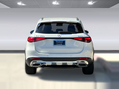 Certified 2025 Mercedes-Benz GLC 350e 4MATIC image 10