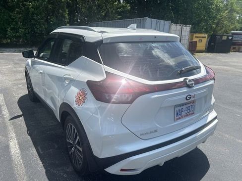 Used 2023 Nissan Kicks SV FWD image 7
