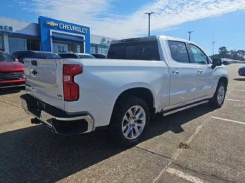 Certified 2022 Chevrolet Silverado 1500 LTZ w/ Safety Package II image 8