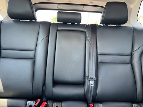 Used 2026 Nissan Rogue SL FWD image 28