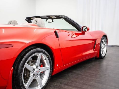 Used 2008 Chevrolet Corvette Convertible w/ Preferred Equipment Group image 24