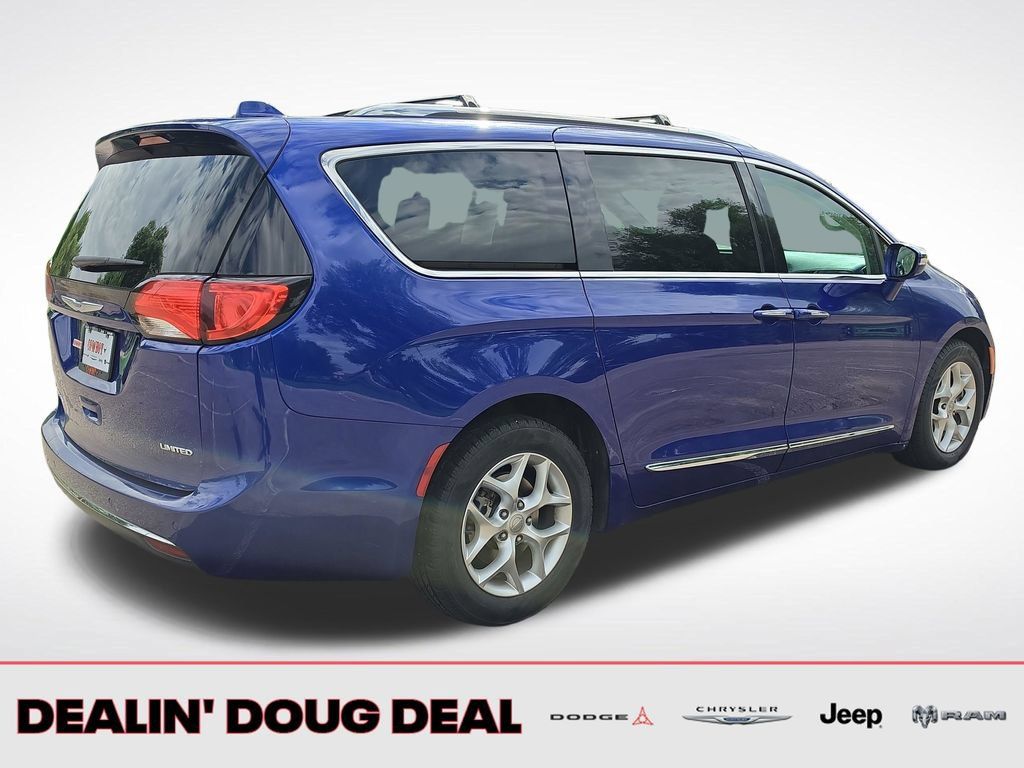 Used 2020 Chrysler Pacifica Limited FWD image 6