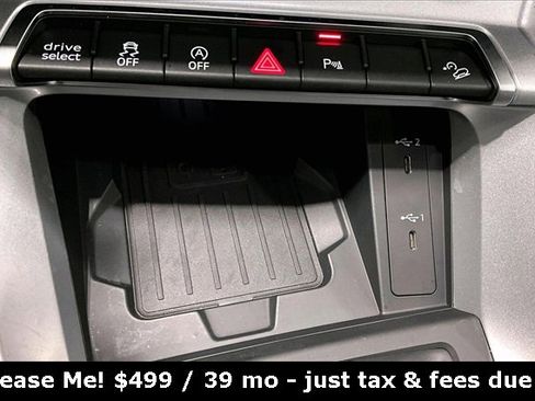 Used 2025 Audi Q3 2.0T Premium w/ Convenience Package image 25