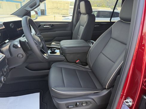 New 2026 Chevrolet Tahoe Premier w/ Sun And Tow Package AWD/4WD image 11