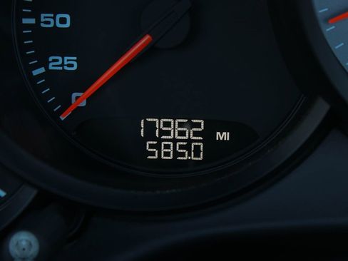 Used 2013 Porsche 911 Carrera S image 27