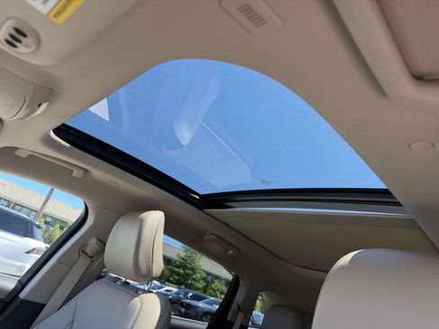 Certified 2023 Lincoln Nautilus Reserve AWD/4WD image 19