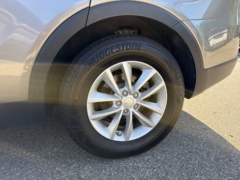 Used 2017 Kia Sorento FWD w/ LX Convenience Package image 14