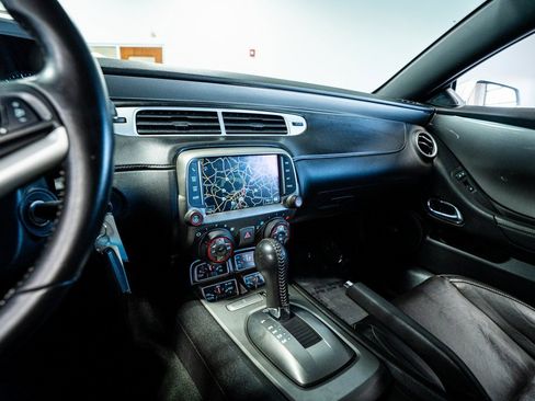 Used 2014 Chevrolet Camaro SS w/ RS Package image 40