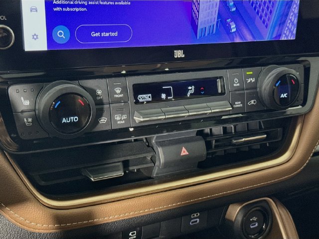 Certified 2025 Toyota Grand Highlander AWD Hybrid image 17