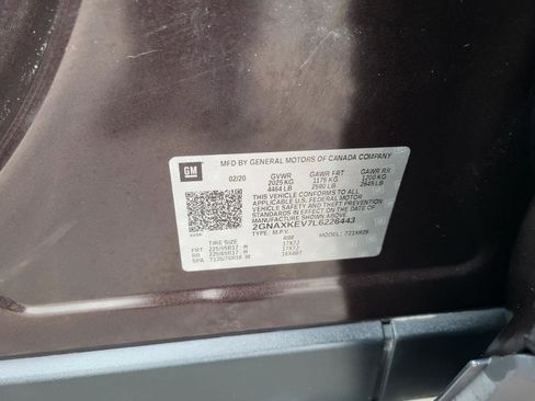 Used 2020 Chevrolet Equinox LT FWD image 28