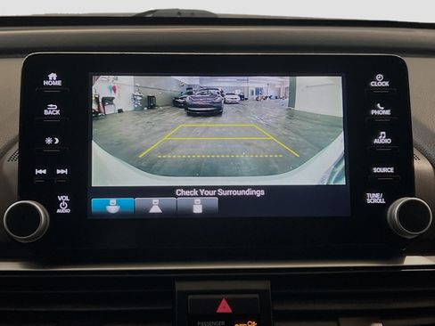 Used 2020 Honda Accord Sport image 9