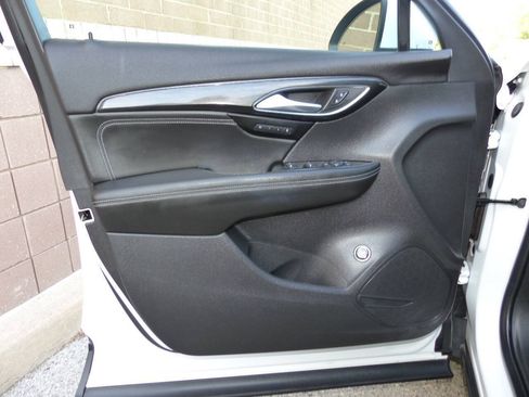 Used 2021 Buick Envision Essence AWD/4WD image 26