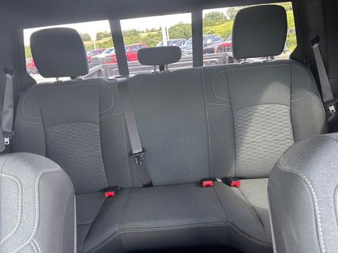 New 2026 RAM 2500 Tradesman AWD/4WD image 12
